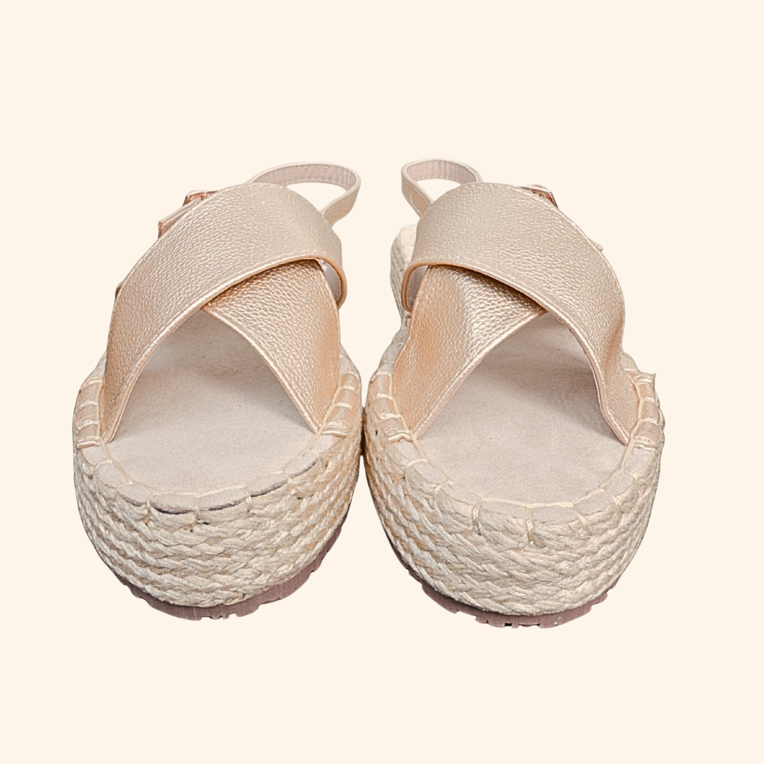 Sandalia Romana Dorada